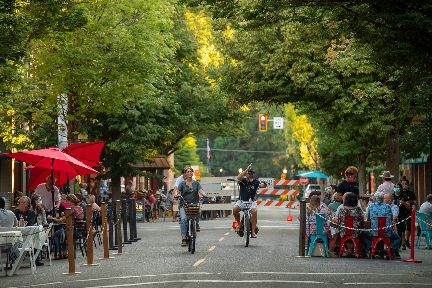 cycling downtown mcminville oregon