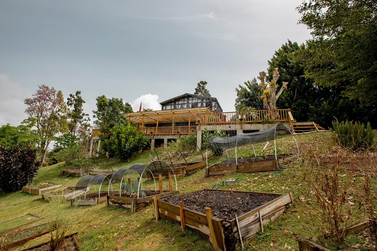 El Pretexto’s main house and on-property gardens. Courtesy of Rafa Ruiz.