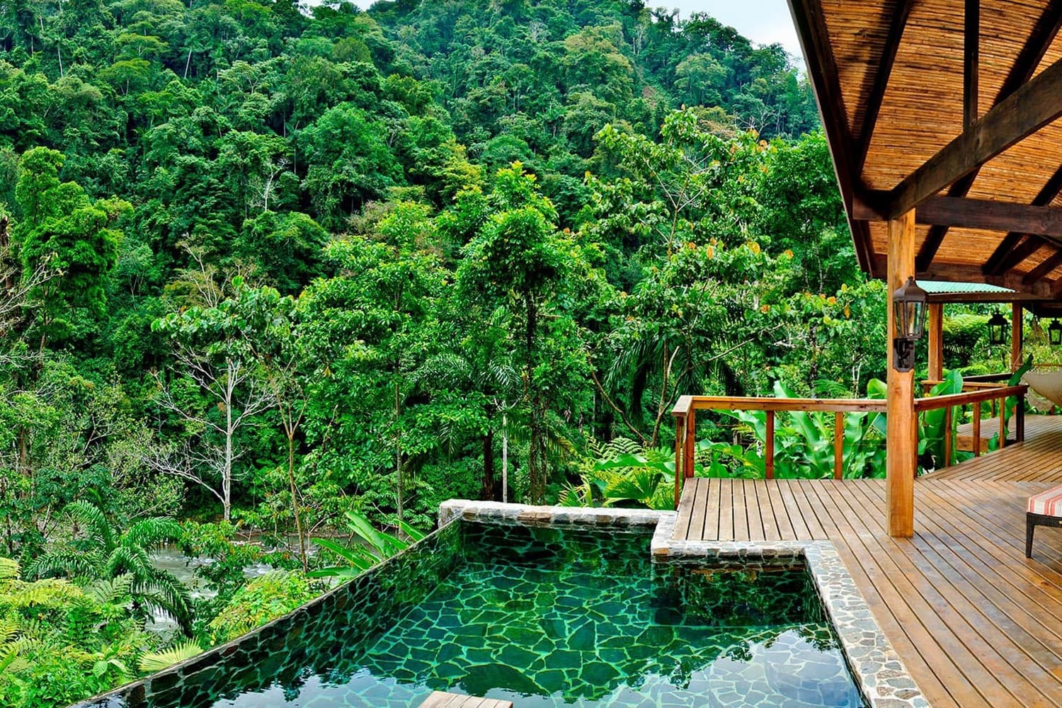 Staying in the Costa Rican rainforest at Böëna Lodges